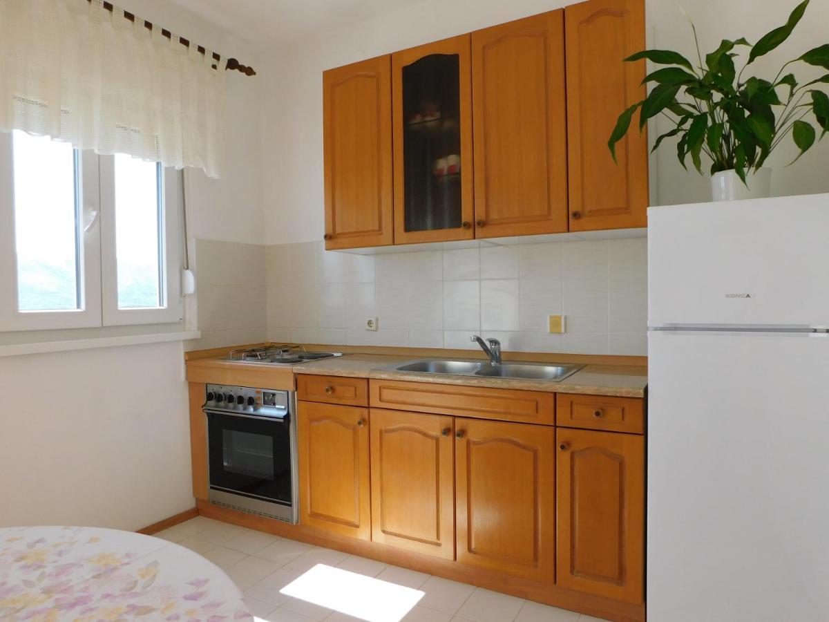 Apartmani Salus Паг Экстерьер фото