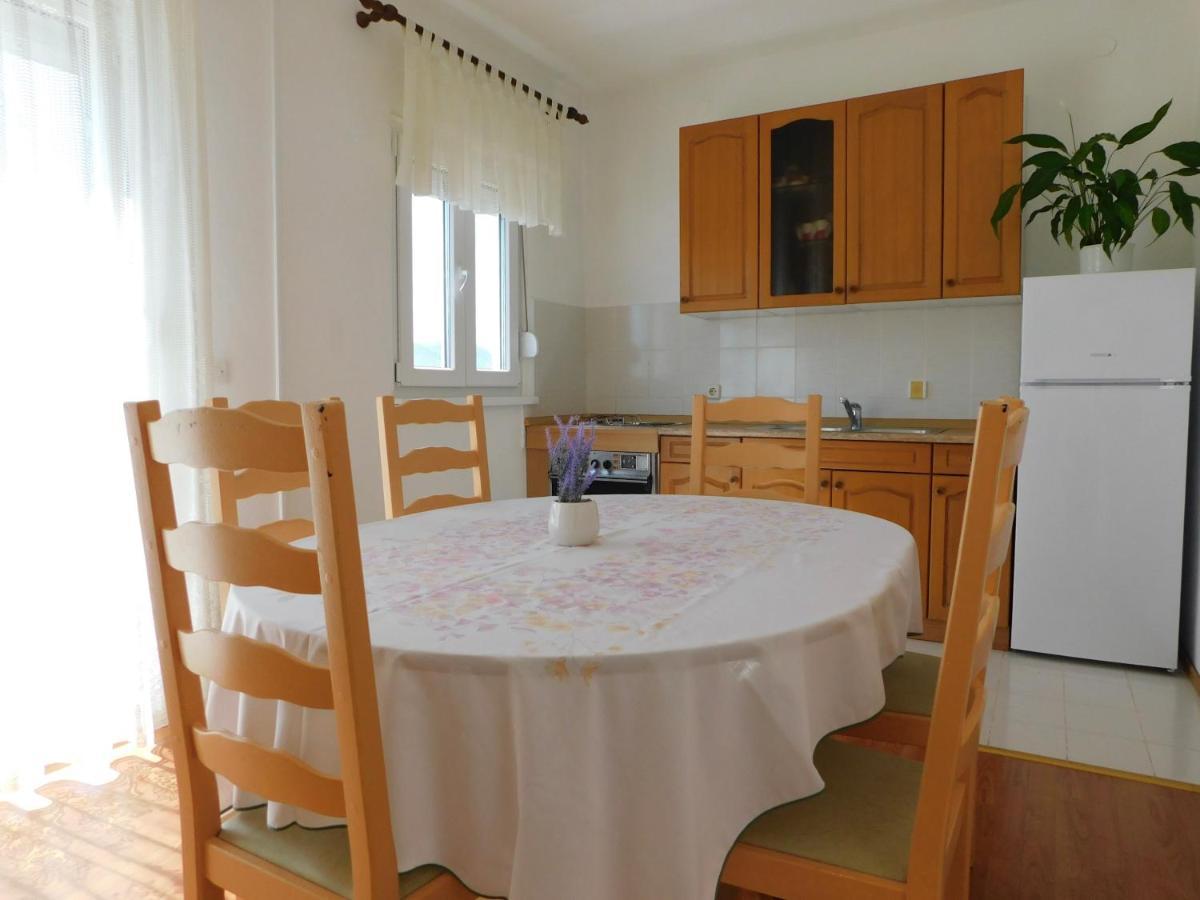 Apartmani Salus Паг Экстерьер фото