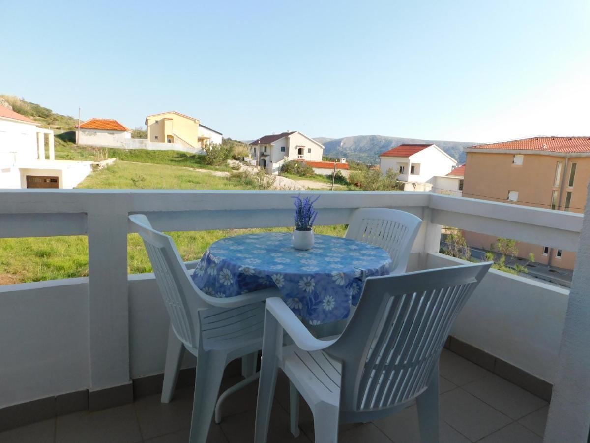 Apartmani Salus Паг Экстерьер фото