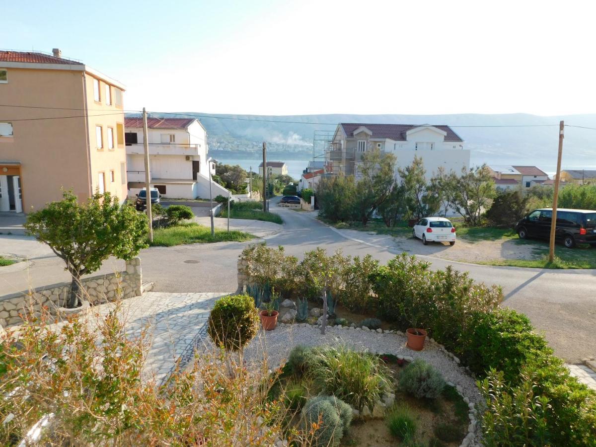 Apartmani Salus Паг Экстерьер фото