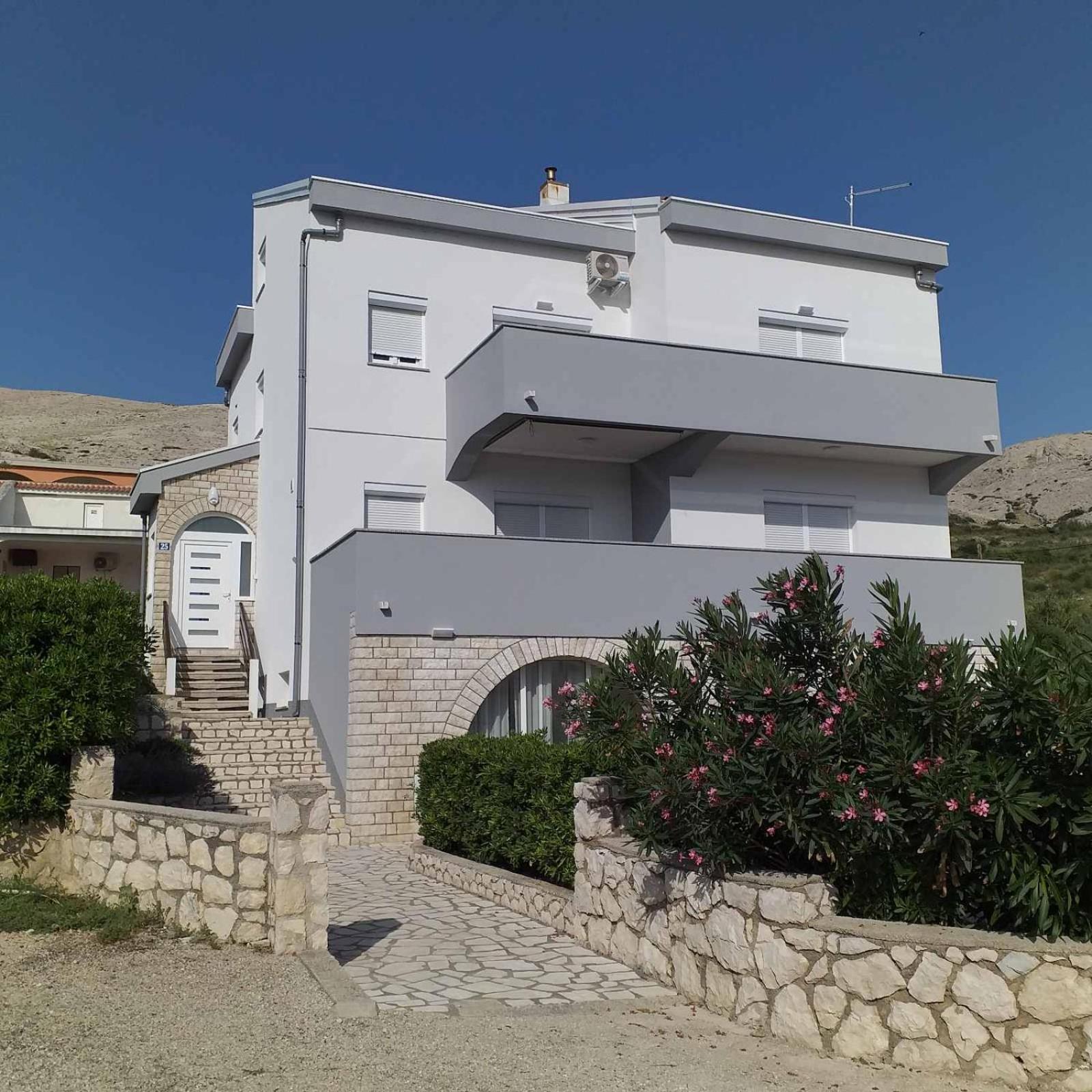 Apartmani Salus Паг Экстерьер фото
